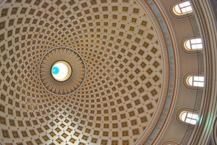Mosta Rotunda - Third Largest Unsupported Dome Church in the World
