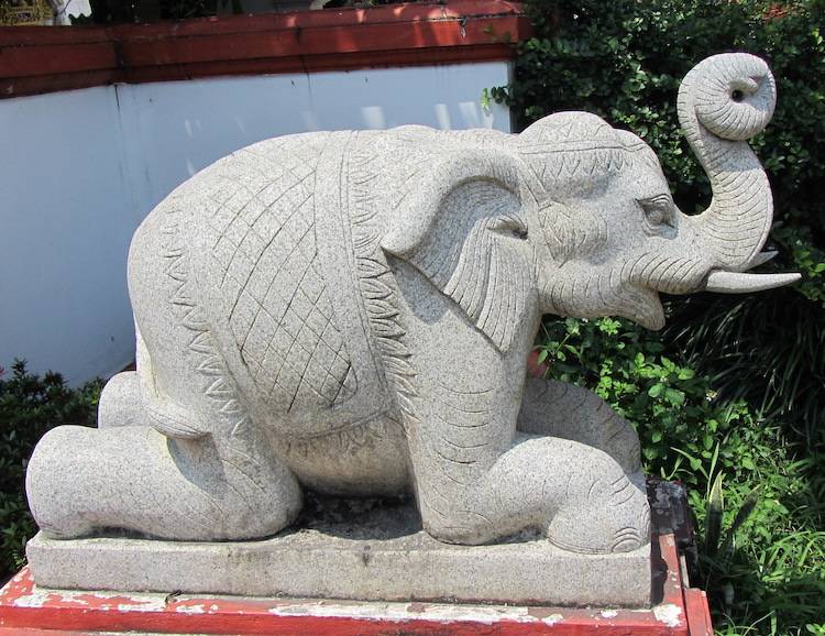 Crouching Elephant Temple Chiang Rai