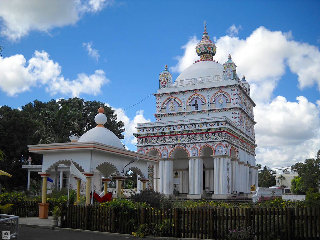 Maheswarnath Shiv Mandir, Triolet, Mauritius