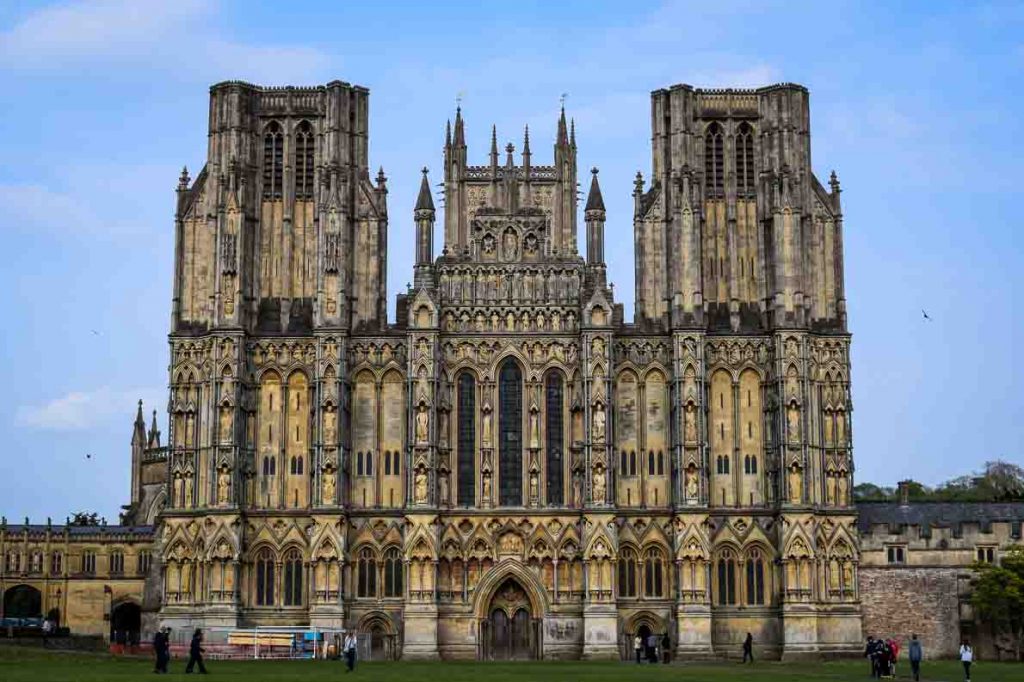 English Cathedral Cities - Wells Cathedral