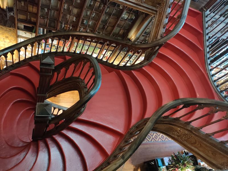 Livraria Lello Staircase Porto