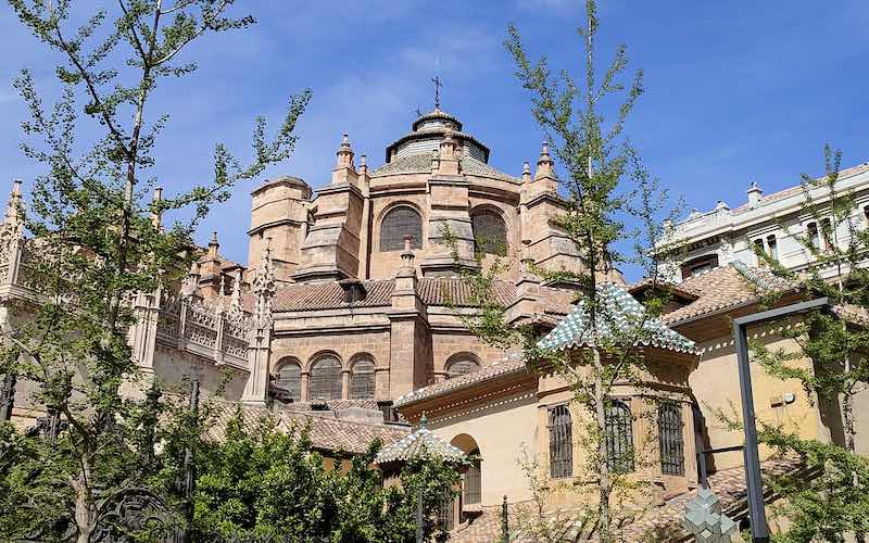 things to do in Granada Cathedral