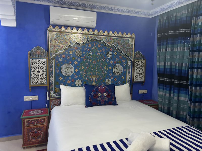where to stay in is Chefchaouen Puerta Azul Hotel