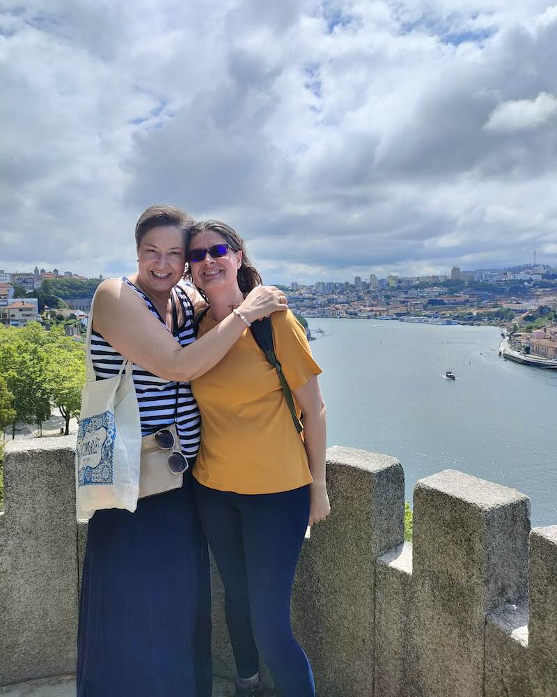 what to wear in Porto Portugal