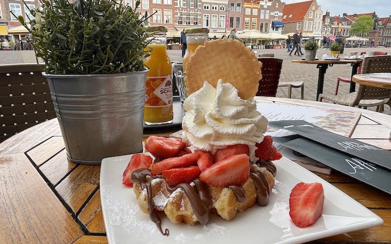 Affogato strawberry and chocolate waffles - Is Delft worth visiting